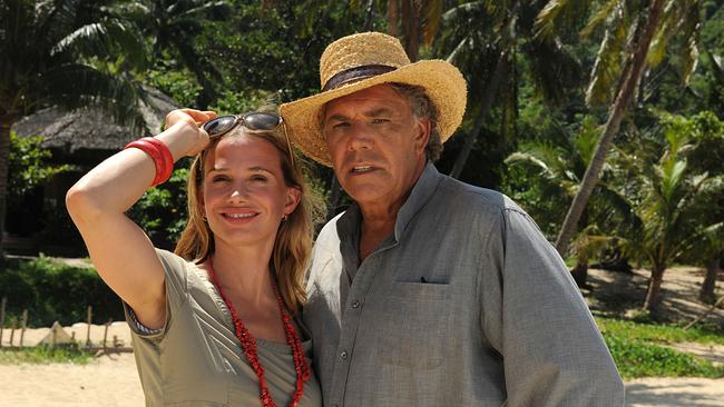 Nora Mäder und Hotelchef Markus Winter genießen den Ausblick.