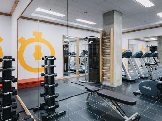 Le Dauphin Montréal Centre-Ville