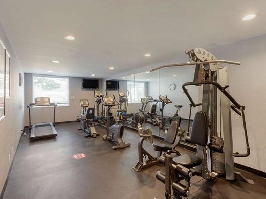 Best Western Plus Toronto Airport Hotel