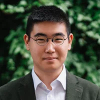 Tianyu Fang headshot