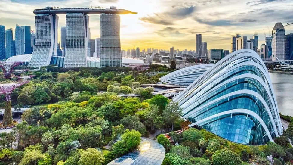 Header image for singapore-billionaires list lander page