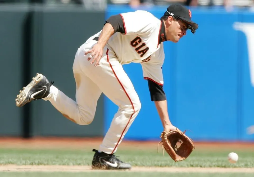 Omar Vizquel Feels Pain Of Venezuela: 'It's Affecting Everything'