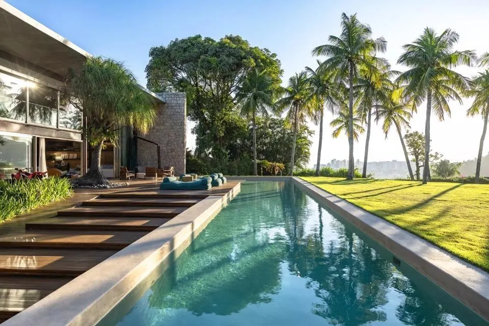 How Burle Marx’s Tropical Modernism Shaped This $23 Million Rio Estate