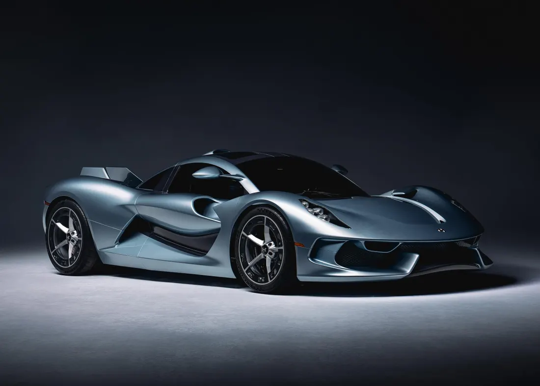The Analog Hypercar Returns: Hennessey's 850-HP Blackbird