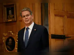 Image for U.S. shutdown could cost country's economy $15 billion a wee
