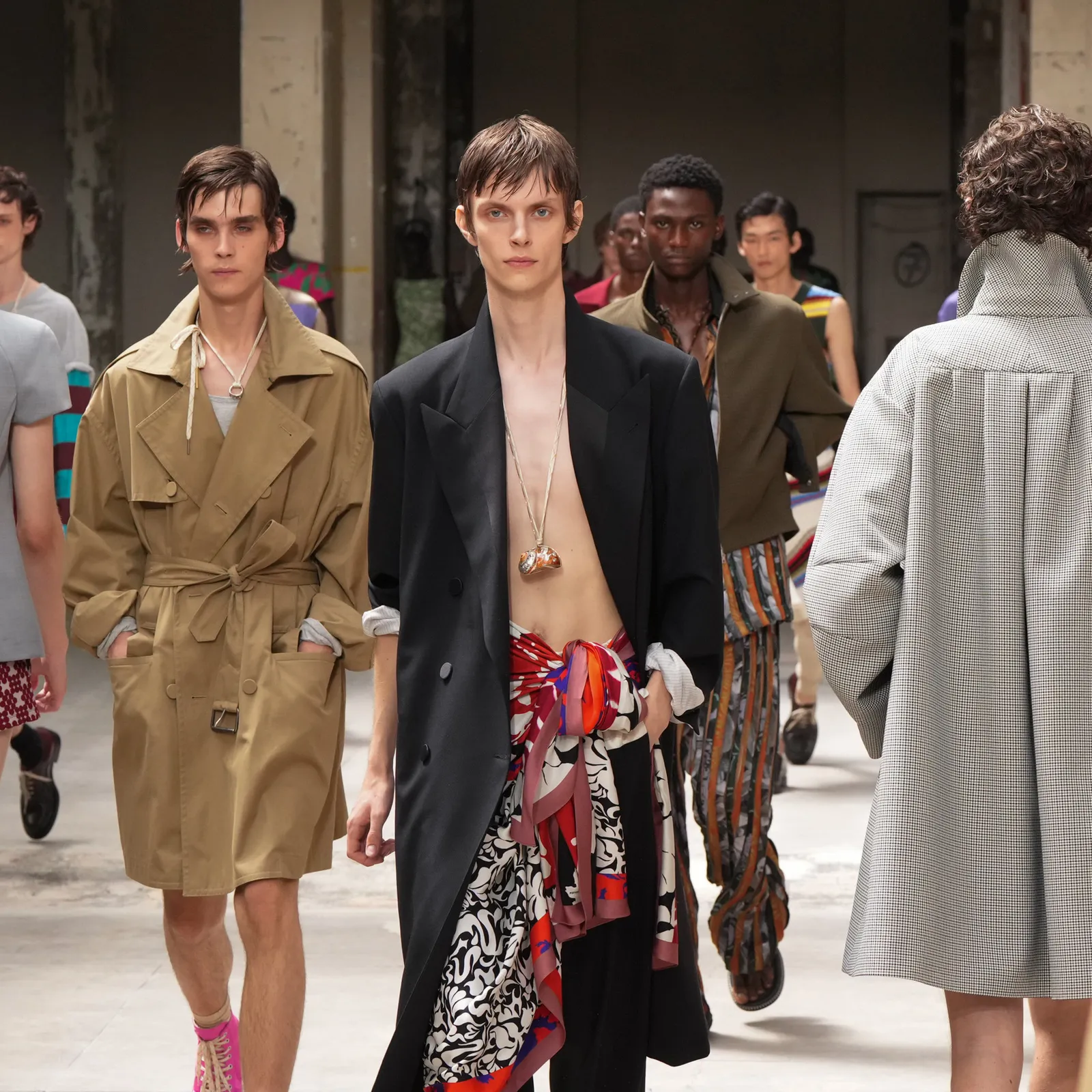 Chez Dries Van Noten, Julian Klausner s'impose comme le digne héritier du créateur de mode belge