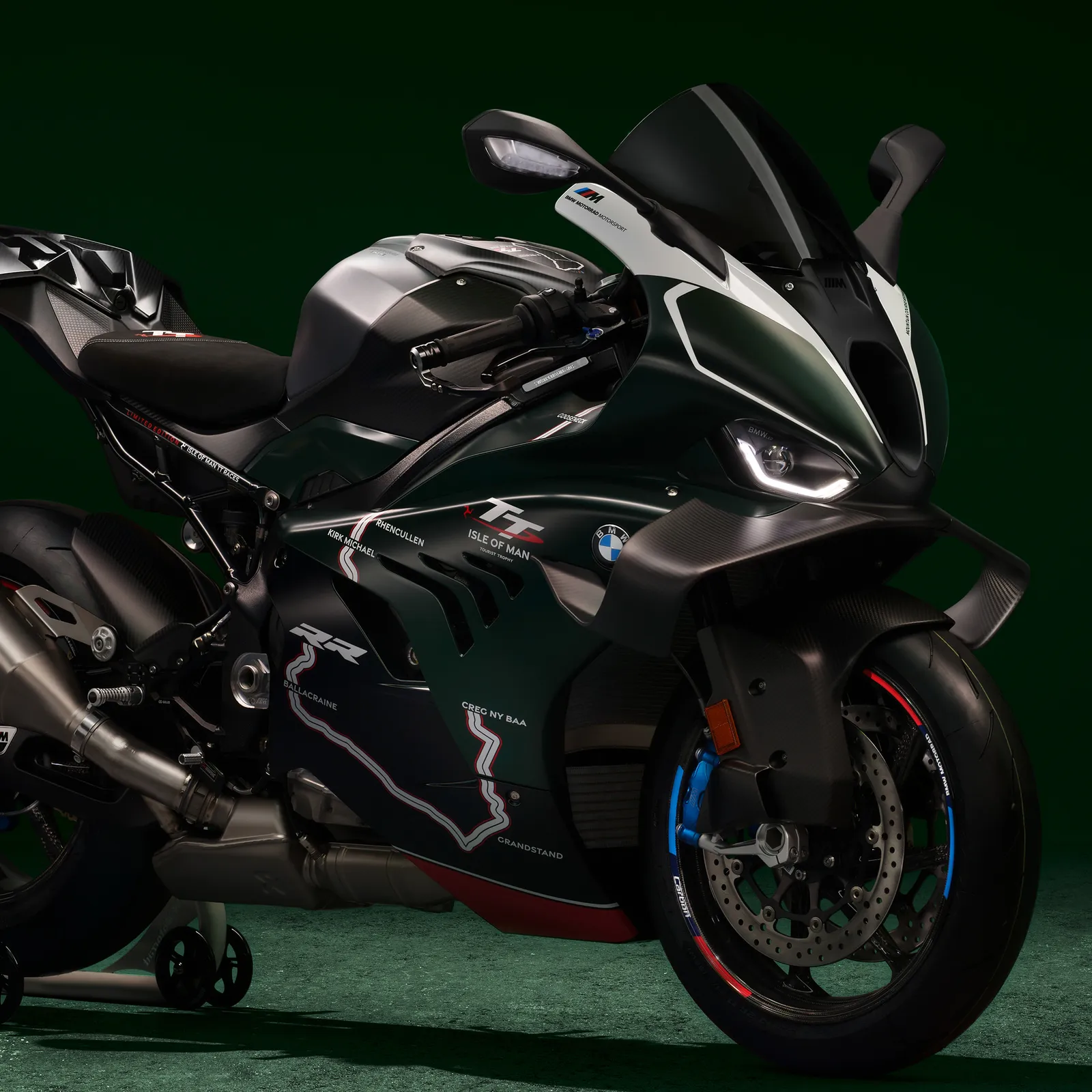 BMW sort une nouvelle moto de collection hyper puissante à 50.000 euros