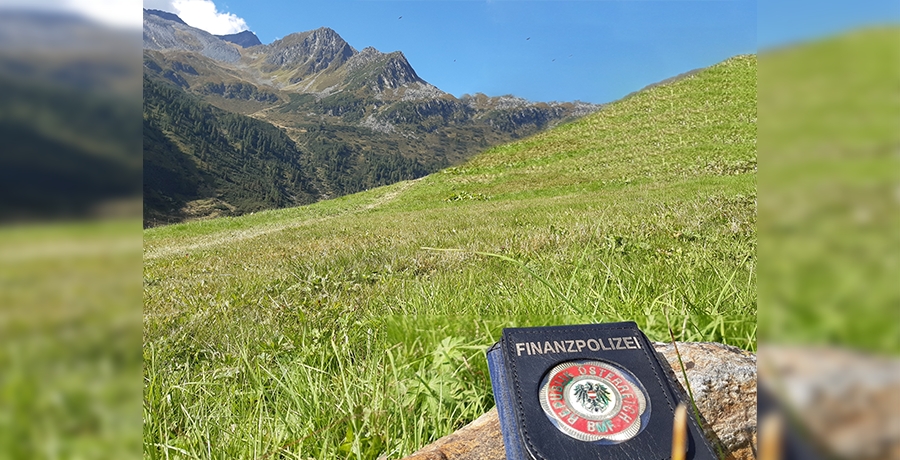 Finanzpolizei am Berg